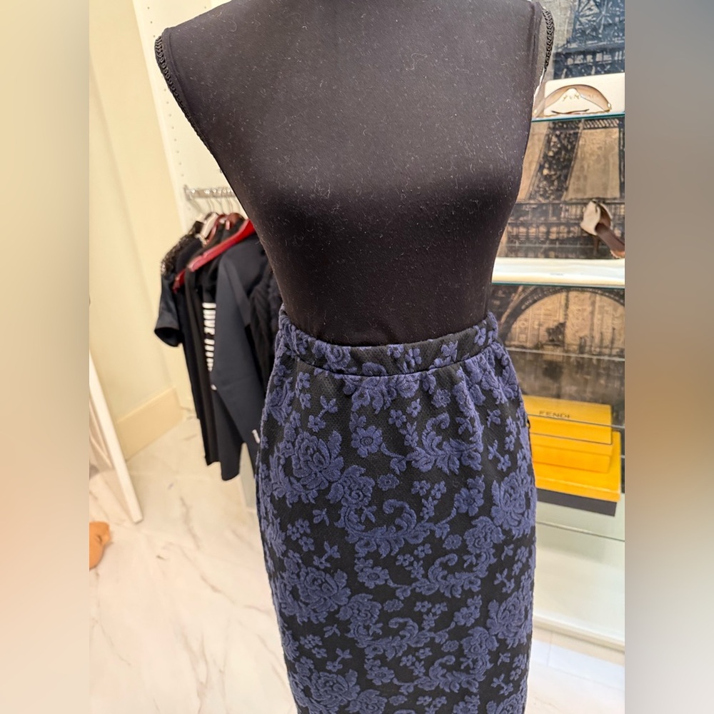 Stylish BOBEAU black and blue skirt SizeS